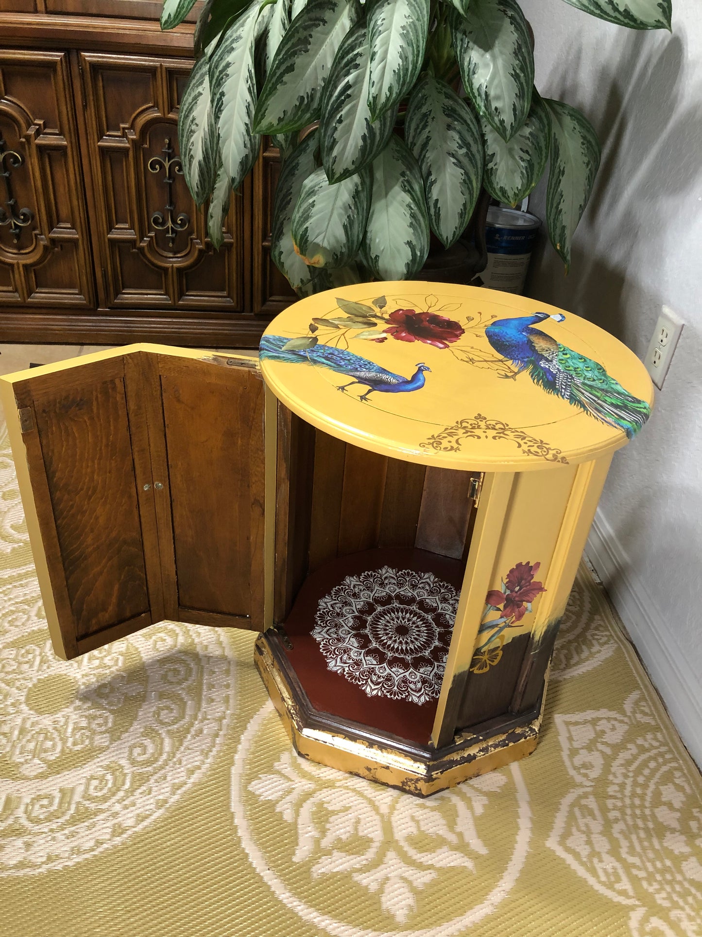 Vintage hand painted Accent Table Yellow